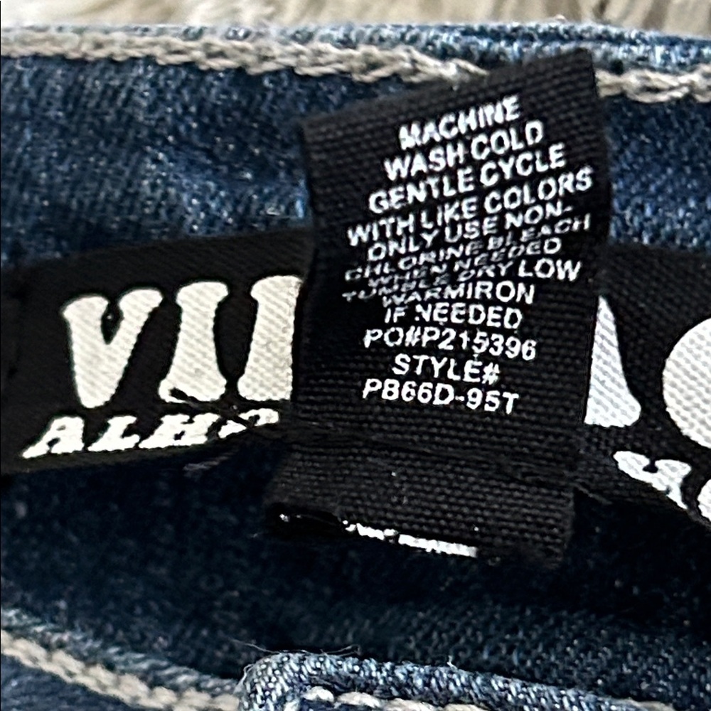 Vintage Denim Flare Jeans (Juniors) - Picture 9 of 15